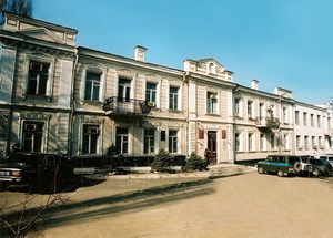 Дом Правительства (Совнарком ) Дагестана в котором Д. А. КОРКМАСОВ жил и работал  в 1921 – 1931 гг.